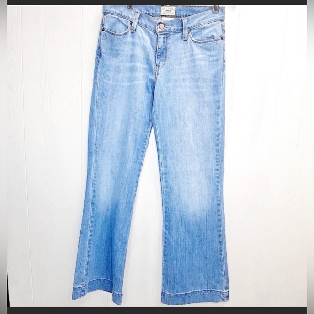 Super Cute Womens Levi's Boot Cut 544 Jeans Size 6